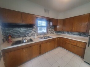 4650 Elizabeth St in Racine, WI - Building Photo - Building Photo