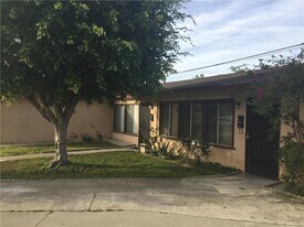605 E Avon Pl, Unit B in Anaheim, CA - Building Photo