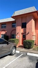 257 SW Lincoln Cir N in St. Petersburg, FL - Building Photo - Building Photo