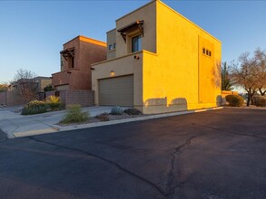 8700 E Perry Park Cir in Tucson, AZ - Building Photo - Building Photo