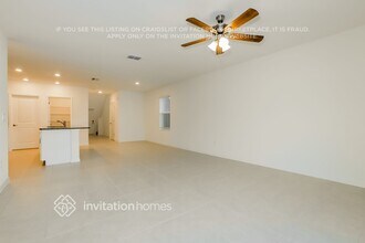 86 Rose Bud Ln in Spring Hill, FL - Building Photo - Building Photo
