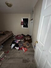 2 E Adams Dr, Unit 202 in Sauget, IL - Building Photo - Building Photo