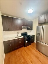 561 61st St in Brooklyn, NY - Building Photo - Building Photo