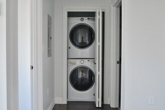 730 E Broadway in Boston, MA - Building Photo - Building Photo