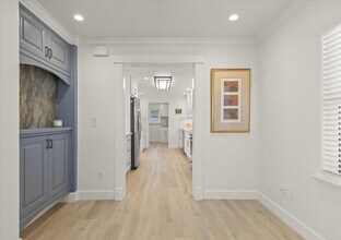 272 Clay St in Monterey, CA - Building Photo - Building Photo