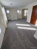 24 Knox Ave in Buffalo, NY - Building Photo