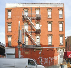 301 Keap St in Brooklyn, NY - Building Photo - Building Photo