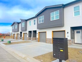 Pomona Park Townhomes in Grand Junction, CO - Building Photo