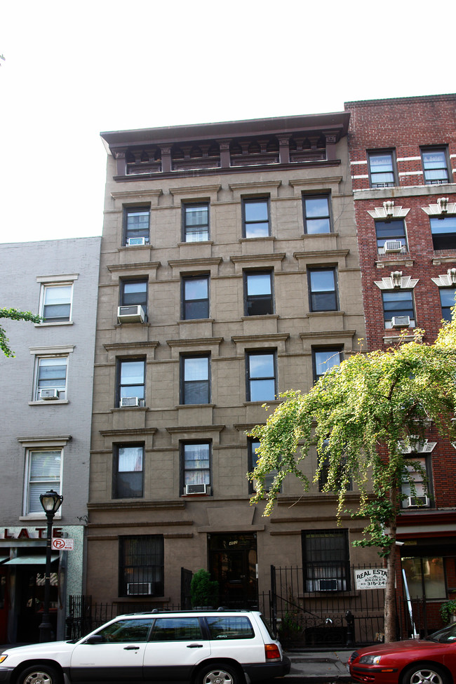 402 W 46th St in New York, NY - Foto de edificio - Building Photo