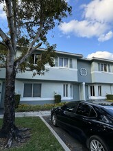 1992 Alamanda Way in Riviera Beach, FL - Building Photo - Building Photo