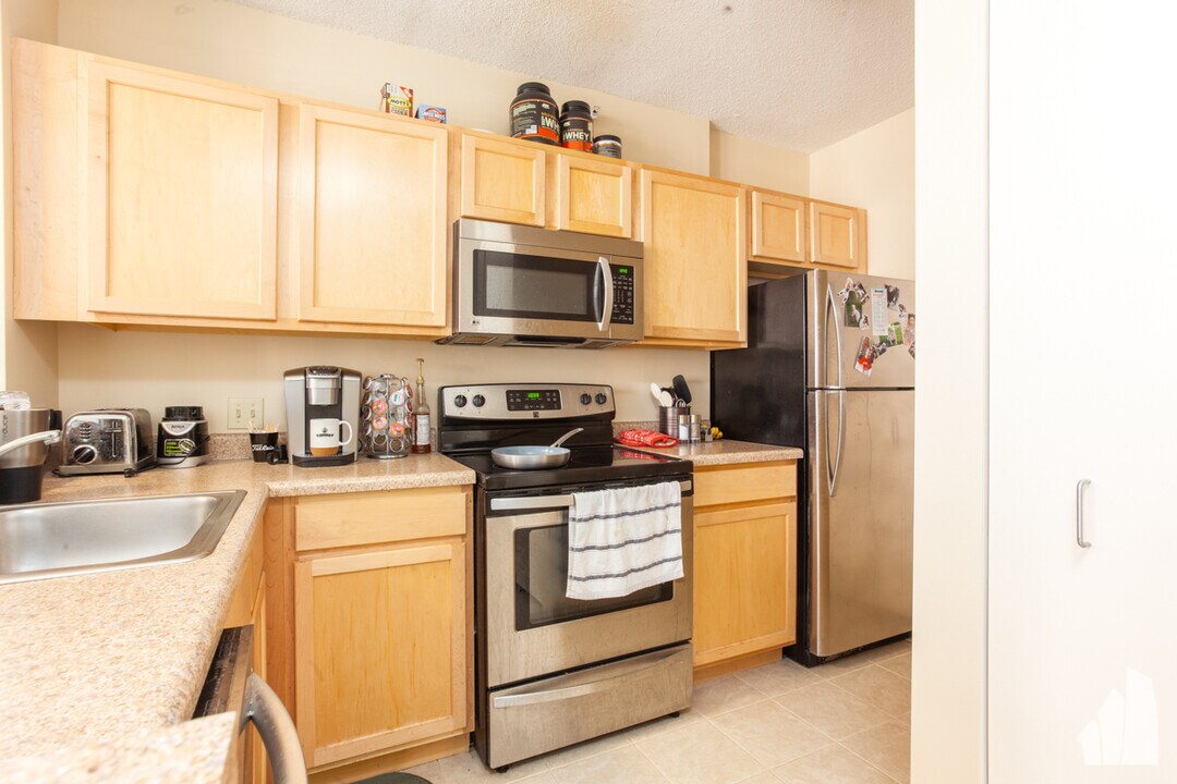 222 N Columbus Dr, Unit 1906 in Chicago, IL - Building Photo