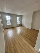 87 TERRACE Ave in Jersey City, NJ - Building Photo - Building Photo