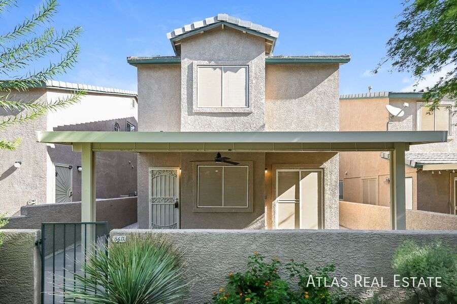 5611 Open Ct in Las Vegas, NV - Building Photo
