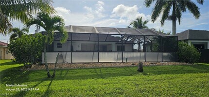 1024 NW 33rd Pl in Cape Coral, FL - Building Photo - Building Photo