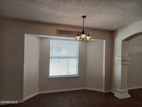 11309 Charles Reynolds Ln in El Paso, TX - Building Photo - Building Photo