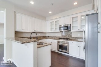 1721 Cripple Creek Dr in Chula Vista, CA - Building Photo - Building Photo