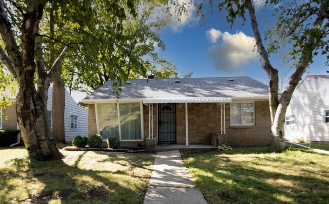 property at 5817 N 32nd St