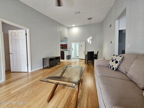 8235 Lobster Bay Ct in Jacksonville, FL - Building Photo - Building Photo