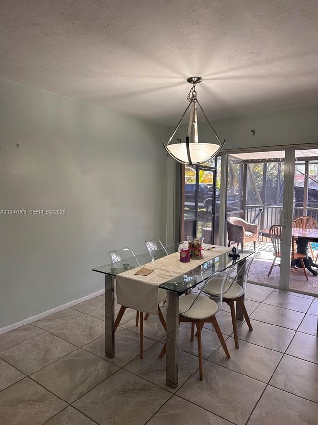 10800 SW 160th St in Miami, FL - Building Photo - Building Photo