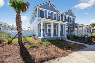 244 Daydream Ave in Yulee, FL - Building Photo