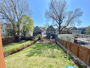 16 Landers St, Unit 1 in Somerville, MA - Building Photo - Building Photo