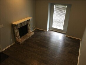 1703 Timberwood Dr in Austin, TX - Building Photo - Building Photo