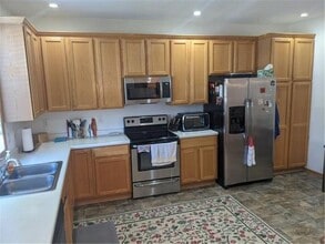 8220 Golden Valley Rd in Minneapolis, MN - Building Photo - Building Photo