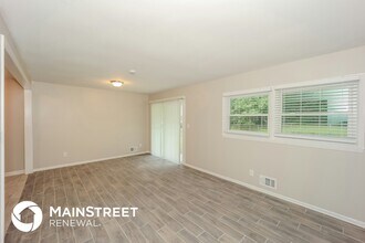 2595 Foxlair Trail in College Park, GA - Foto de edificio - Building Photo