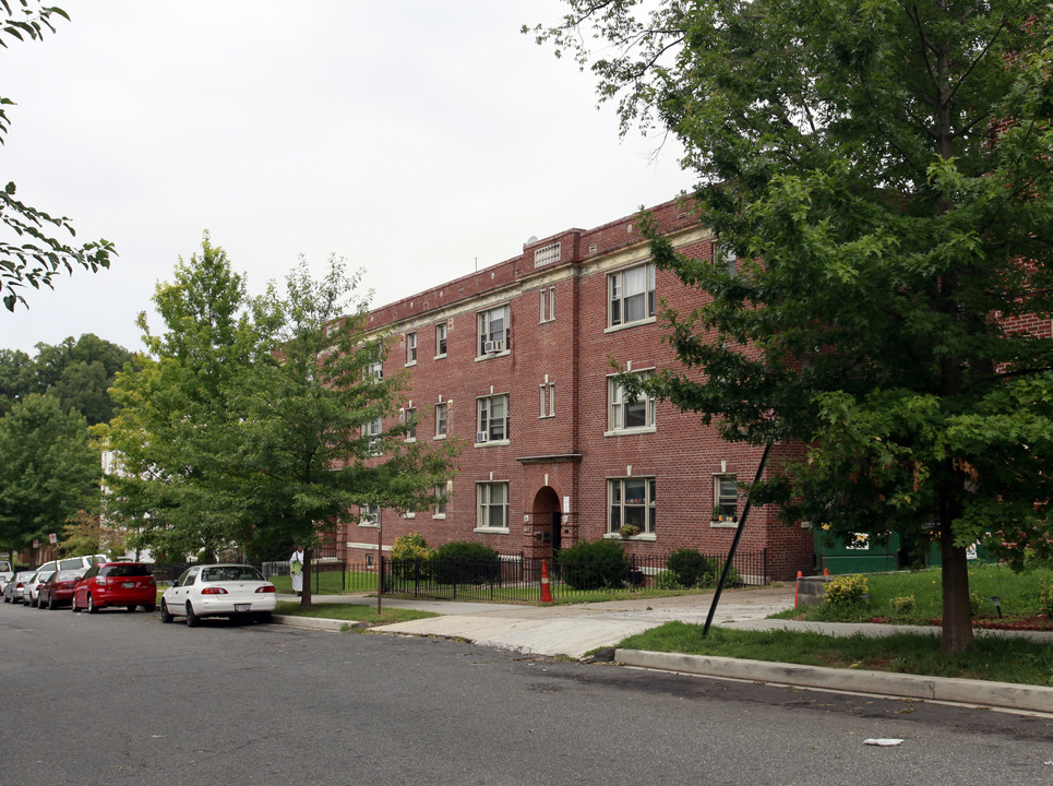 1431-1437 Somerset Pl NW in Washington, DC - Building Photo