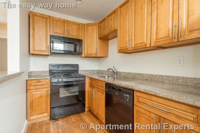 136 Highland Ave in Somerville, MA - Building Photo - Building Photo