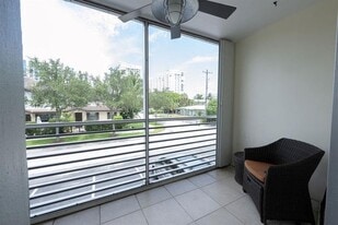 3216 SE 8th St in Pompano Beach, FL - Building Photo