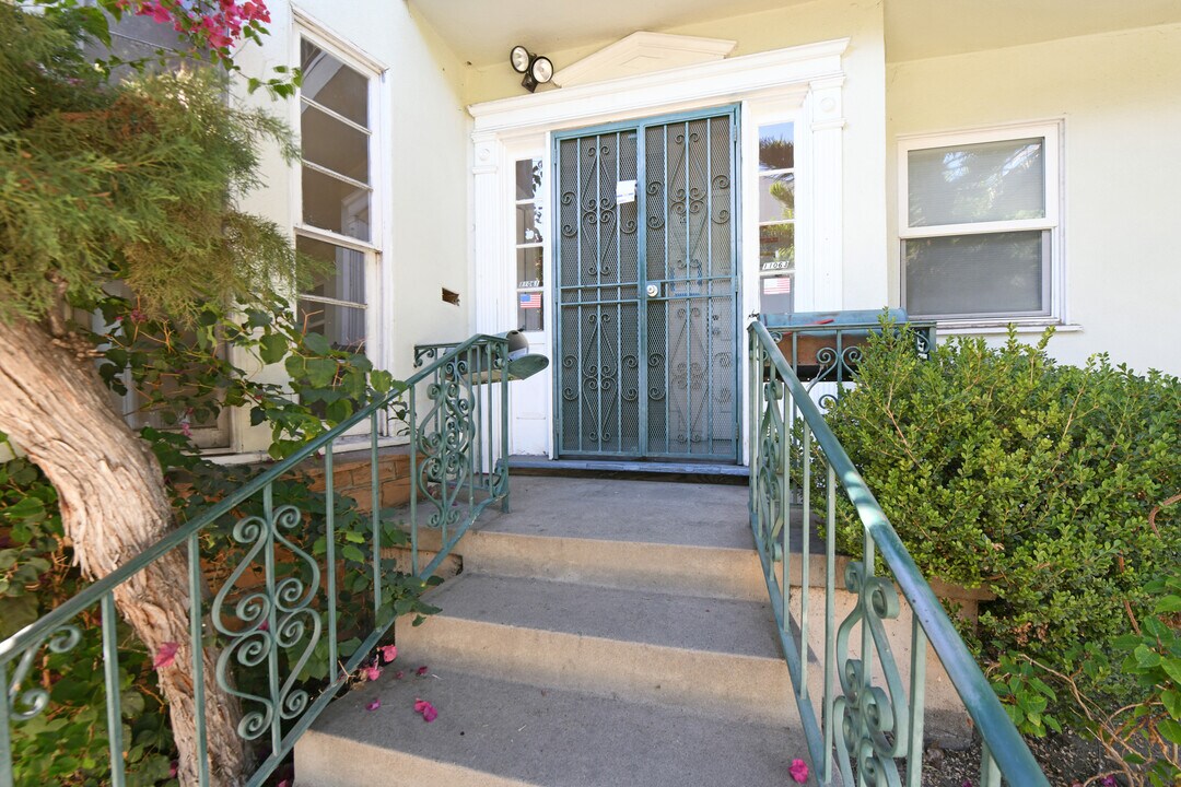 11061 Ohio Ave, Unit 11061OhioAv. in Los Angeles, CA - Foto de edificio