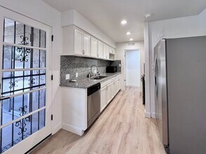 1846 W Santa Ana Ave in Fresno, CA - Building Photo - Building Photo