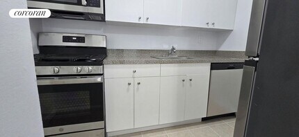 175 W 90th St in New York, NY - Building Photo - Building Photo