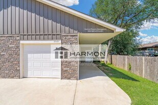 5527 S Handley St in Wichita, KS - Building Photo