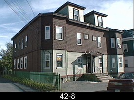 8 Blaine Ave Apartamentos