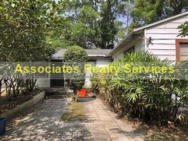 1505 NW 8th Ave in Gainesville, FL - Building Photo - Building Photo