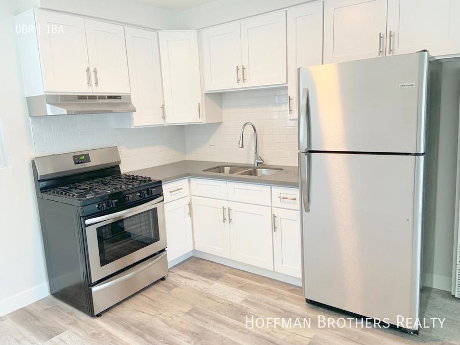 4050 W El Segundo Blvd, Unit 20 in Hawthorne, CA - Building Photo