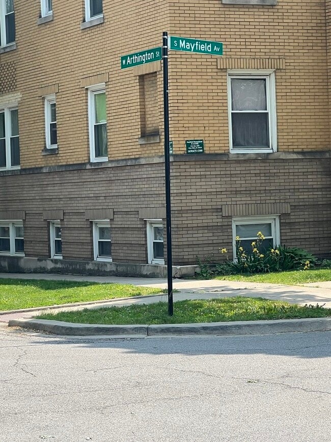5907 W Arthington St in Chicago, IL - Building Photo - Building Photo