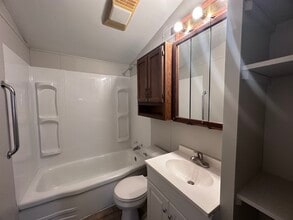 403 S Seminary St in Georgetown, IL - Foto de edificio - Building Photo