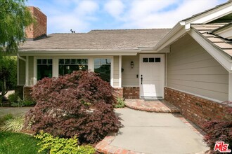 11541 Davenport Rd in Los Alamitos, CA - Building Photo - Building Photo