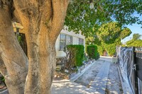 11934 Runnymede St in Los Angeles, CA - Building Photo - Building Photo