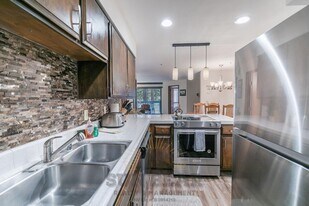 333 Ski Way in Incline Village, NV - Building Photo