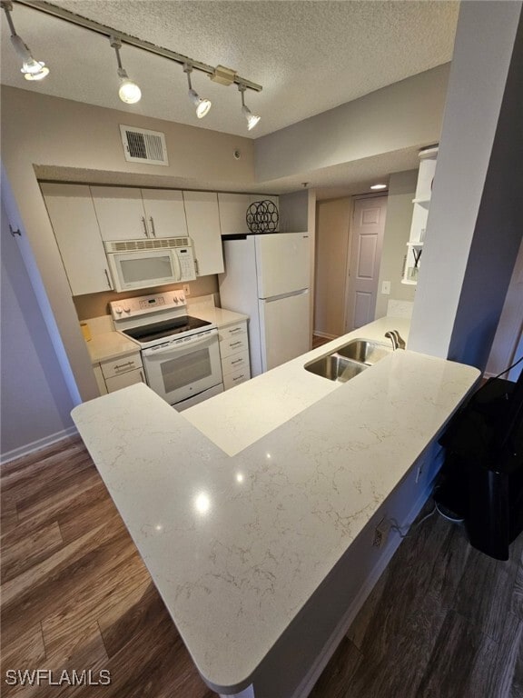 property at 1865 Florida Club Dr