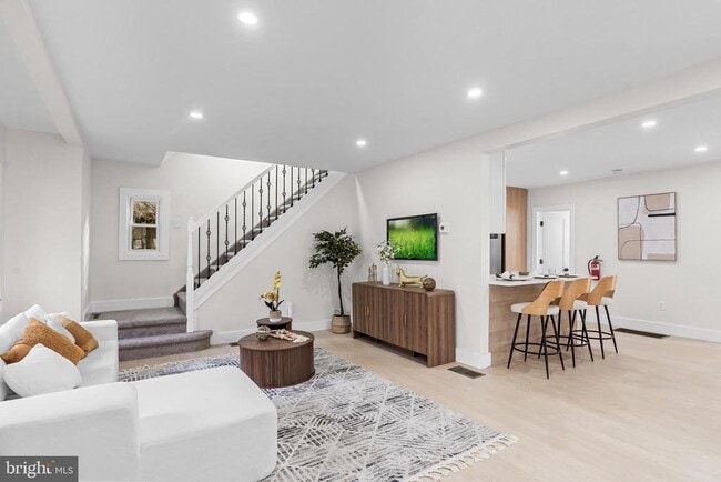 4 E Haddon Ave in Oaklyn, NJ - Building Photo - Building Photo