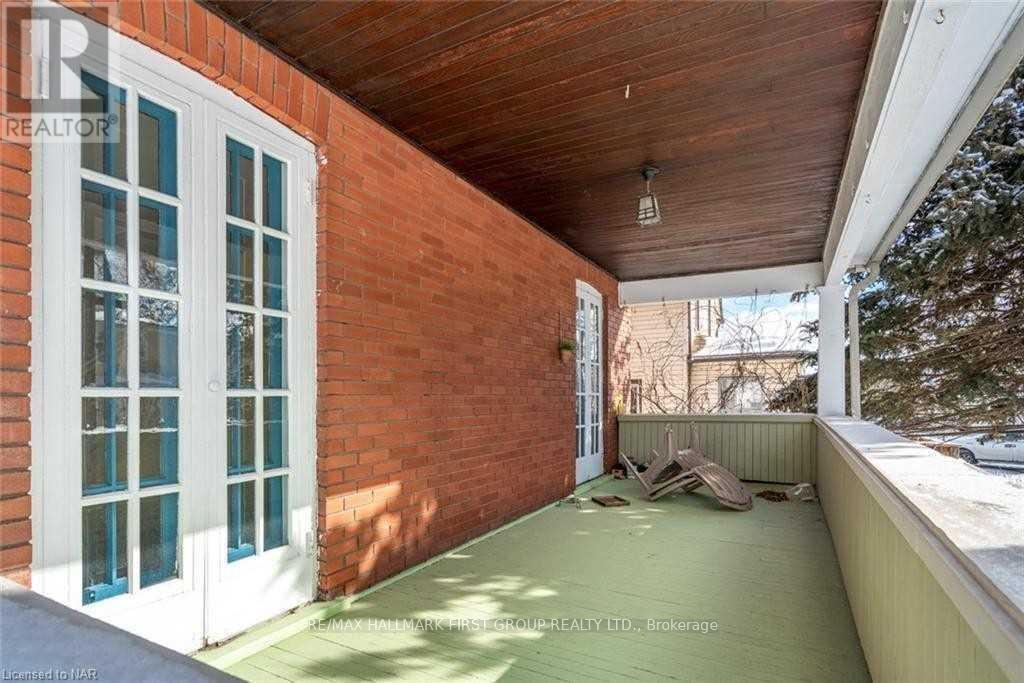 4697 McDougall Crescent in Niagara Falls, ON - Building Photo