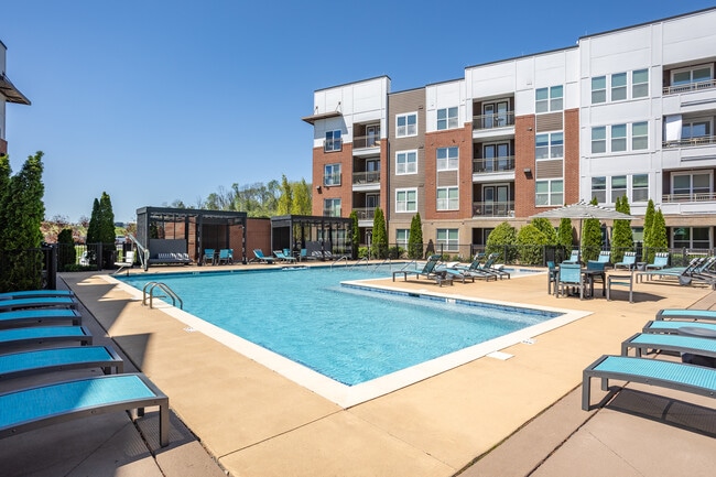 Paxton Cool Springs in Franklin, TN - Foto de edificio - Building Photo