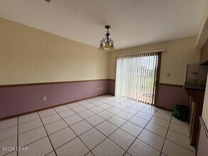 833 W Pierson Dr in Lynn Haven, FL - Building Photo - Building Photo