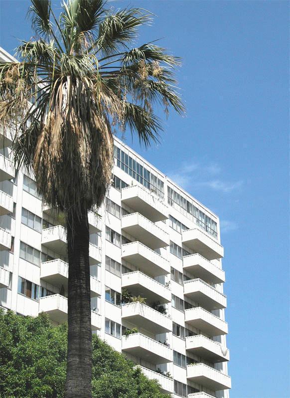 Hollywood Versailles Tower in Los Angeles, CA - Building Photo - Building Photo