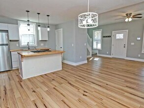 1576 Greenway Ave in Columbus, OH - Building Photo - Building Photo